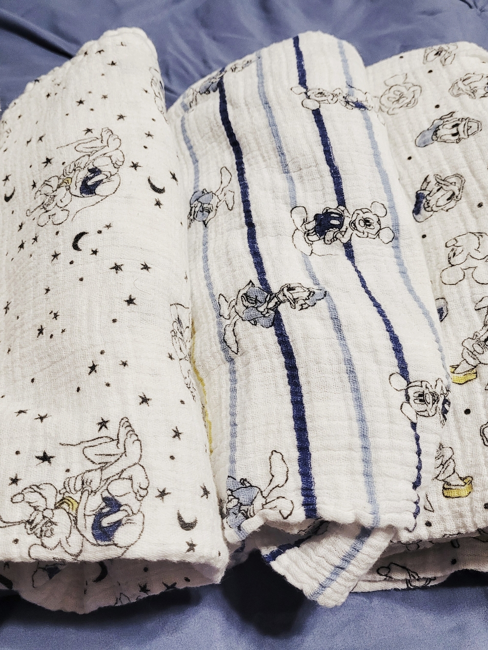 aden + anais White and Light Blue Muslin Swaddle Blanket